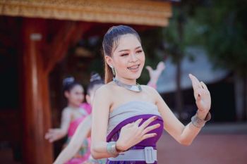 ‘หมิว-ปัทมา’ร่วมร้องเพลงพิเศษ‘อยากเอิ้นอ้ายว่าหลายใจ’