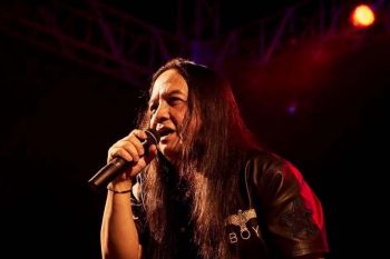 ‘โป่ง หินเหล็กไฟ’ ซุ่มทำเพลง  ‘ยังมีความหวัง’
