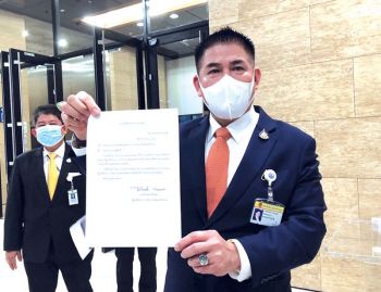 ปลด‘ธรรมนัส-นฤมล’พ้นเก้าอี้  ‘บิ๊กตู่’เฉียบขาด  ลั่นทุกอย่างทำเอง/ไม่ได้แจ้งใคร