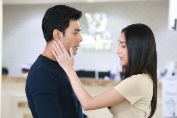 เบื้องหลังกองถ่าย : อวสานละคร‘แม่เบี้ย’ซึ้ง ‘เอส-นาว-รถเมล์’ต่อมนํ้าตาแตก