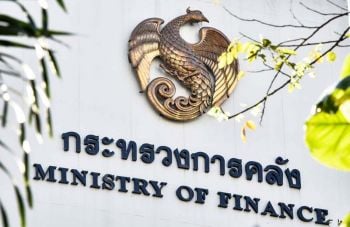 ไร่ยาสูบบุก‘คลัง’ค้านขึ้นภาษีบุหรี่ก่อนครม.ลงมติในสัปดาห์หน้า