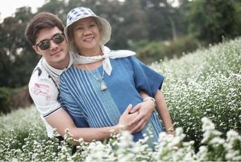 ‘มิกค์-คุณแม่’อัพเดตสถานการณ์น้ำท่วมบ้านที่สระบุรี  พร้อมส่งกำลังใจให้ผู้ประสบภัย