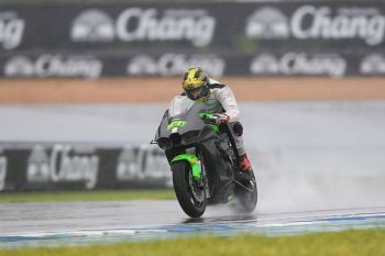 \'ฐิติพงศ์-สิทธิศักดิ์\'เร็วสุดแทร็กฝน ยึดหัวแถว OR BRIC Superbike สนาม 3