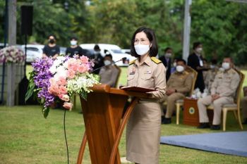 \'ตรีนุช\'เผย นร.ฉีดวัคซีนแล้วกว่า 1.2 ล้าน เร่งทำเกณฑ์เปิดเทอม