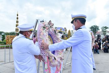 นายกฯวางพวงมาลา เนื่องในวันคล้ายวันสวรรคตพระบาทสมเด็จพระจุลจอมเกล้าเจ้าอยู่หัว