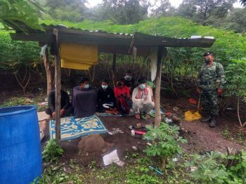 แฉอีกจ่าย2หมื่นได้เข้าไทย  7เมียนมาจนมุมที่ไทรโยค