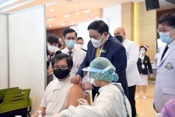 เปิด 3 ช่องทางชวนทุกอาชีพ-สัญชาติ  ฉีดวัคซีนโควิดเปิดประเทศปลอดภัย