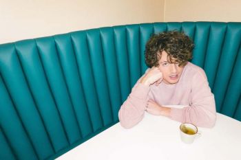 ‘Light Switch’ ซิงเกิ้ลใหม่ของ ‘Charlie Puth’
