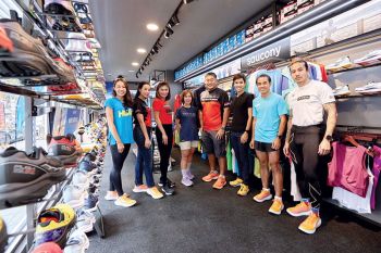 สวรรค์ของนักวิ่ง ต้องไม่พลาด! พาราไดซ์ พาร์ค ดึงร้านแบรนด์ดัง REV RUNNR เปิดสาขาใหม่