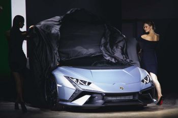 Lamborghini Huracán Tecnica เผยโฉมครั้งแรกในประเทศไทย