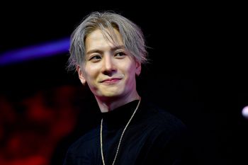 เกินต้าน ‘Jackson Wang’ ห้างแตก ร่วมโชว์อีเวนท์ใหญ่กลางกรุง
