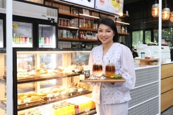 \'เดอะ คอฟฟี่ คลับ\'เปิดตัวกาแฟส้มจี๊ด-กาแฟมะพร้าวสูตรเฉพาะเริ่มแล้วทุกสาขา
