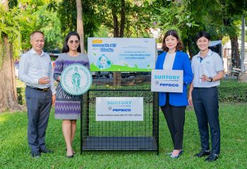 ซันโทรี่ เป๊ปซี่โค ประเทศไทย  สนับสนุนถังแยกขวดพลาสติก PET เพื่อการรีไซเคิล