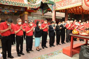 ศาลเจ้าไต้ฮงกง มูลนิธิป่อเต็กตึ๊ง จุดเทียนเปิดงานเทศกาลตรุษจีน‘ชิวสี่’ปี66