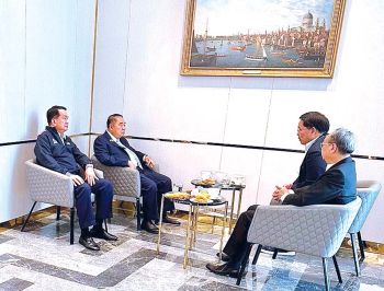 ‘อุตตม-สนธิรัตน์’คัมแบ๊กพปชร. \'บิ๊กป้อม’อ้าแขนรับ  แถลงเปิดตัวทางการสัปดาห์หน้า