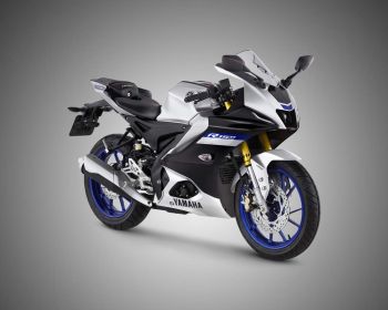 New YAMAHA R15 Connected สีใหม่!!