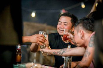 ‘อี๊ด โปงลาง’จูงมือ‘ค่ายข้าวสารซาวด์’ ลุยงานเพลงซิงเกิ้ล 2‘เมาหัวสัก’