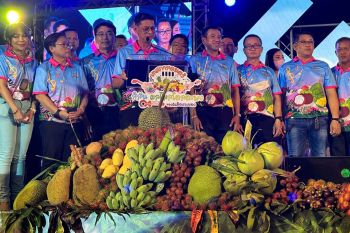 เปิดแล้ว! เทศกาลดนตรีผลไม้สไตล์ตะพงของดีเมืองระยอง \'เลือกชิมซื้อผลไม้พื้นถิ่น\'