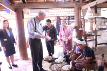 ทูตสหรัฐฯพบปชช.ริมแม่น้ำโขง รับฟังปัญหาสิ่งแวดล้อม-ชายแดนสามเหลี่ยมทองคำ