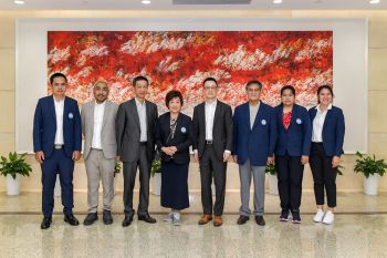 สมาคมนักข่าวฯ แลกเปลี่ยนความคิดเห็น หนังสือพิมพ์เซี่ยงไฮ้เดลี่ ปรับตัวสู่สื่อผสมผสาน