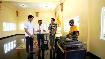 สายมูห้ามพลาด!! ‘แท่ง-หนุ่ม’ พาขอพรเสริมความปังกับองค์พระพิฆเนศวร วัดหนองแฟบ จ.ระยอง