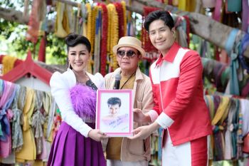 ‘หญิงลี ศรีจุมพล’คว้า‘เพชร พุ่มพวง’  มาฟีเจอริ่งเพลงใหม่‘ตั้งวง’เชื่อแม่ผึ้งรับรู้แล้ว!