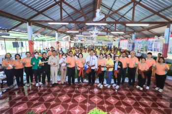 กรมส่งเสริมการเกษตรร่วมยินดี ศูนย์จัดการดินปุ๋ยชุมชนนาหนองไผ่คว้ารางวัลชนะเลิศระดับประเทศ