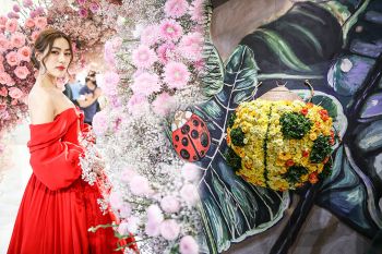 ห้างเซ็นทรัล ฉลอง 76 ปี จัดงาน \'Central Anniversary 2023\' เสิร์ฟความสุขผลิบาน สร้างแรงบันดาลใจ ผ่านเทศกาลดอกไม้สุดยิ่งใหญ่ประจำปี