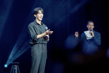 ‘ยูยอนซอก’ เสิร์ฟความรักแฟนไทยเต็มอิ่มใน FANMEETING TOUR IN BANGKOK