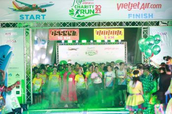 นักวิ่งรักษ์โลก ร่วมงานวิ่งการกุศล ‘Fly Green Charity Run’ ระดมทุนสานต่อปกป้องผืนป่า-สัตว์ใกล้สูญพันธุ์