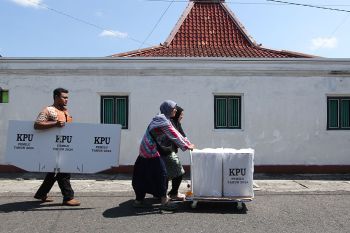 อินโดนีเซียจัดเลือกตั้งทั่วประเทศวันนี้