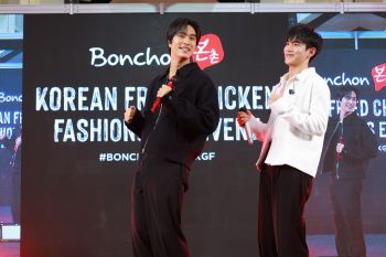 แซ่บได้เรื่อง! ‘เจมิไนน์ -โฟร์ท’ คว้าแบรนด์แอม ‘Bonchon’ 2 ปีซ้อน