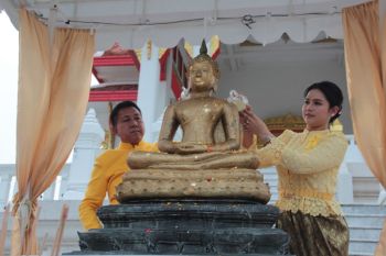 เปิดแล้ว! งานนมัสการพระพุทธสิหิงค์-เทศกาลสงกรานต์ชลบุรี