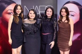 \'ฟรีน-เบคกี้\'ฮอตไม่หยุด! ควงคู่ร่วมงาน\'NARS MADE YOU BLUSH EVENT\' อัปเกรดบลัชไอคอนิคใหม่ล่าสุด! NARS NEW BLUSH