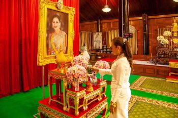 ‘ผอ.ฟ้า’เป็นประธานพิธีเจริญพระพุทธมนต์ ในโอกาสวันเฉลิมพระชนมพรรษาสมเด็จพระราชินี