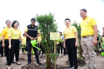 ปลูกต้นไม้ ‘สวนป่าคลองสามวา’ พื้นที่ฟอกอากาศแห่งใหม่ด้านตะวันออก