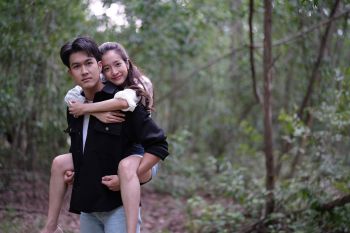 ‘ภูมิ’ เปิดใจ ‘ขวัญหล้า’ พลิกคาแร็กเตอร์  อินบท สุขุม นอกจอจนโดนแซว ‘เจ้าชายน้ำแข็ง’