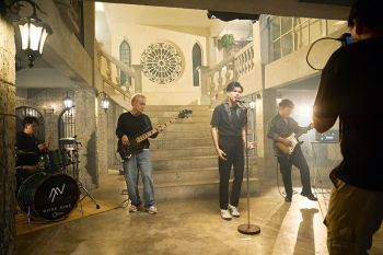 ‘MORE NINE’ นำเพลง ‘ทารุณ’ วง ‘Karamail’  มา Rearrange ใหม่ในสไตล์ ‘ป๊อปร็อก’