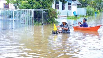 ผบ.ตร.สั่งล่า  แก๊งโจรขโมย  ซ้ำเติมน้ำท่วม