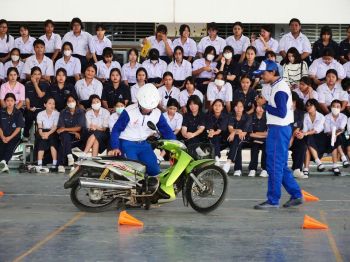 ที ลีสซิ่ง จับมือ ศรีประจันต์วัฒนยนต์  อบรม ‘ขับขี่ปลอดภัย ร่วมใจลดมลพิษ’