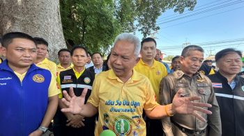 ‘โสภณ’ นำชาวบุรีรัมย์ นำร่องปราบยาเสพติดปิดประตูตีแมวล็อคทั้งหมู่บ้าน