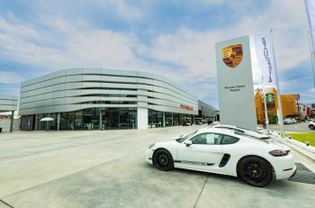 เปิดตัวโชว์รูม ‘Porsche Centre Bangna’