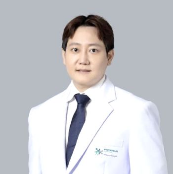 แพทย์เตือนฝุ่น PM2.5 อันตรายต่อระบบทางเดินหายใจ แนะสวมหน้ากากอนามัยกรองฝุ่น PM2.5 เป็นสิ่งที่จำเป็น