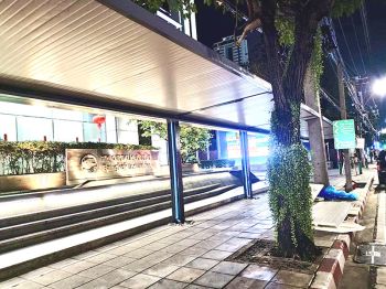 ปรับ‘Covered walkway สาทรใต้’หลบเสาไฟ  พร้อมทำคืนหลังกฟน.วางท่อร้อยสายเสร็จ