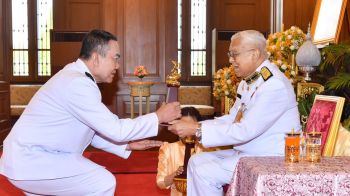 นายกสภาทนายความในพระบรมราชูปถัมภ์ ได้รับพระราชทานรางวัล \'เทพทอง\' ประเภทองค์กรดีเด่น
