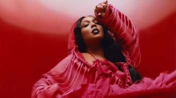 ซิงเกิลใหม่จาก ‘Lizzo’ บอกเลยว่า ชีเสิร์ฟต่อไม่รอใครจริงๆ