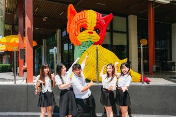 เดอะไนน์ฯ พระราม 9 ตอกย้ำองค์กรแห่งความยั่งยืน เปลี่ยนขวดพลาสติก สู่ประติมากรรมรักษ์โลก ‘ไนน์’