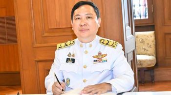 อธิบดีกรมปศุสัตว์ ลงนามถวายพระพร  พระราชินี เนื่องในวันเฉลิมพระชนมพรรษา
