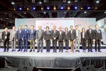 ประกันสังคม จัดกิจกรรม SSO MARKET 2025 รุกขับเคลื่อนแนวคิด มุ่งส่งเสริมคุณภาพชีวิตที่ดี และรอยยิ้ม สำหรับนายจ้าง ผู้ประกอบการ ผู้ประกันตนทุกคนตลอดทุกช่วงวัย ณ ศูนย์การประชุมแห่งชาติสิริกิติ์ 6 – 8 มิ.ย. นี้