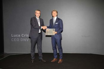 Lamborghini   ฉลอง 10 ปี Carbon Neutrality